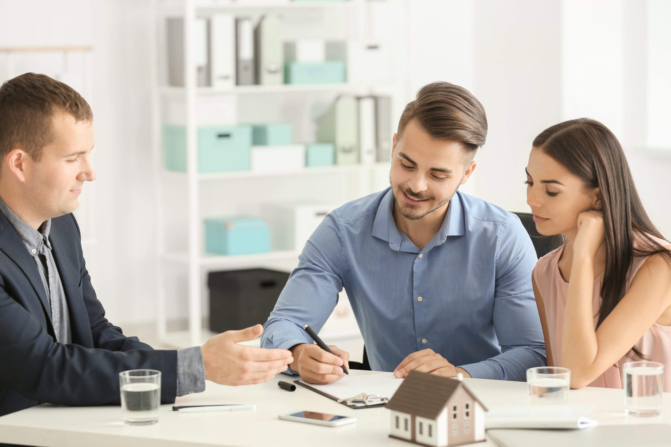 10 Tips to Get Approved for a Mortgage Fast in Canada