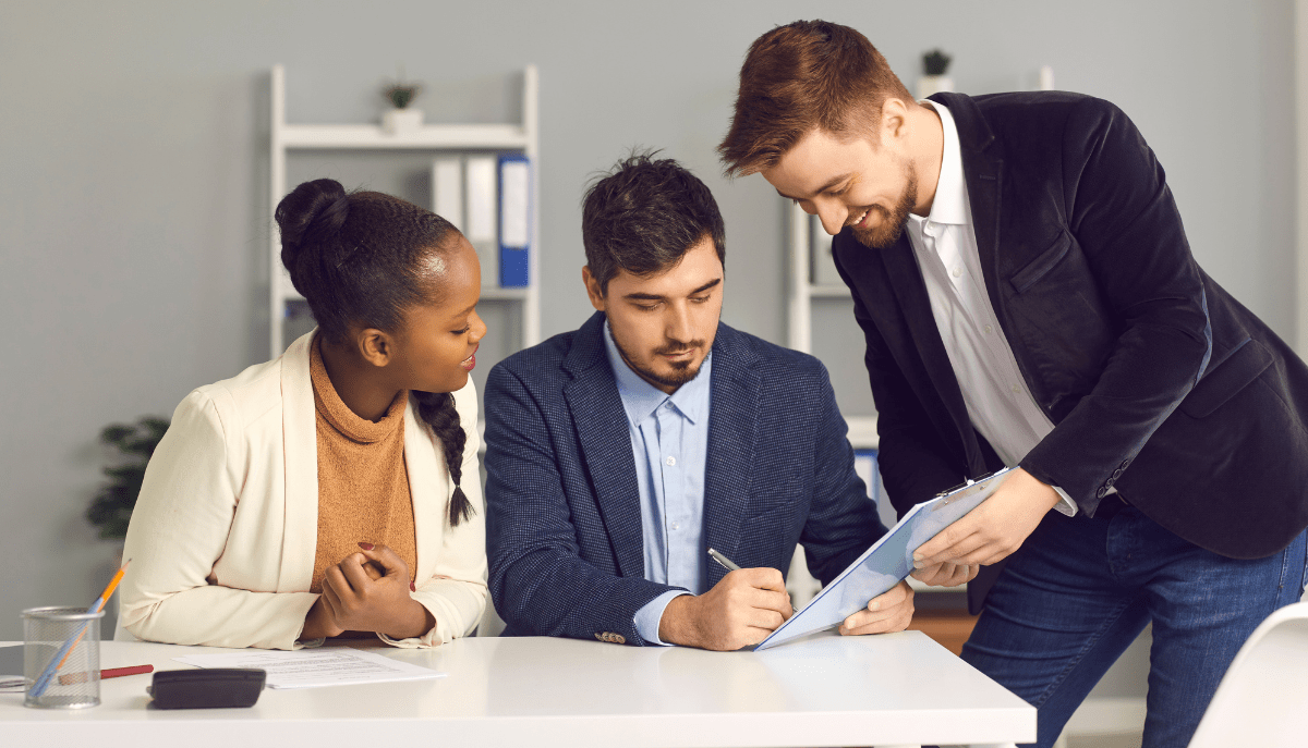 What are Pros and Cons of Home Equity Loans?